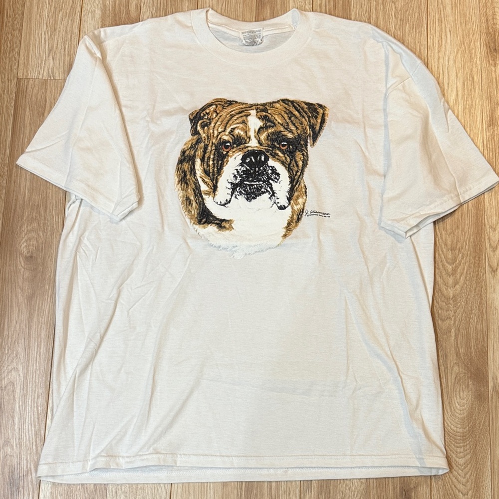 NWOT J. Wissmann Bulldog Graphic T-Shirt
